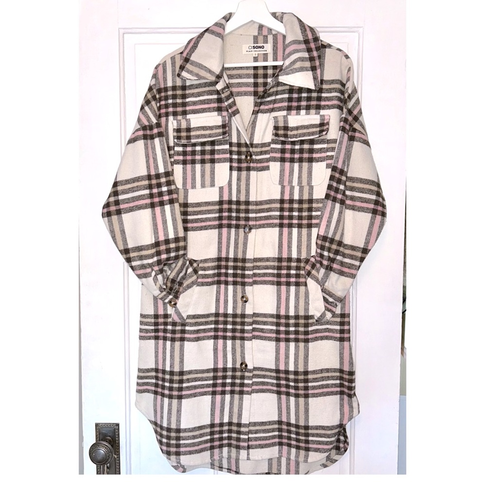 Lightweight button up plaid coat - worn twice, like new
